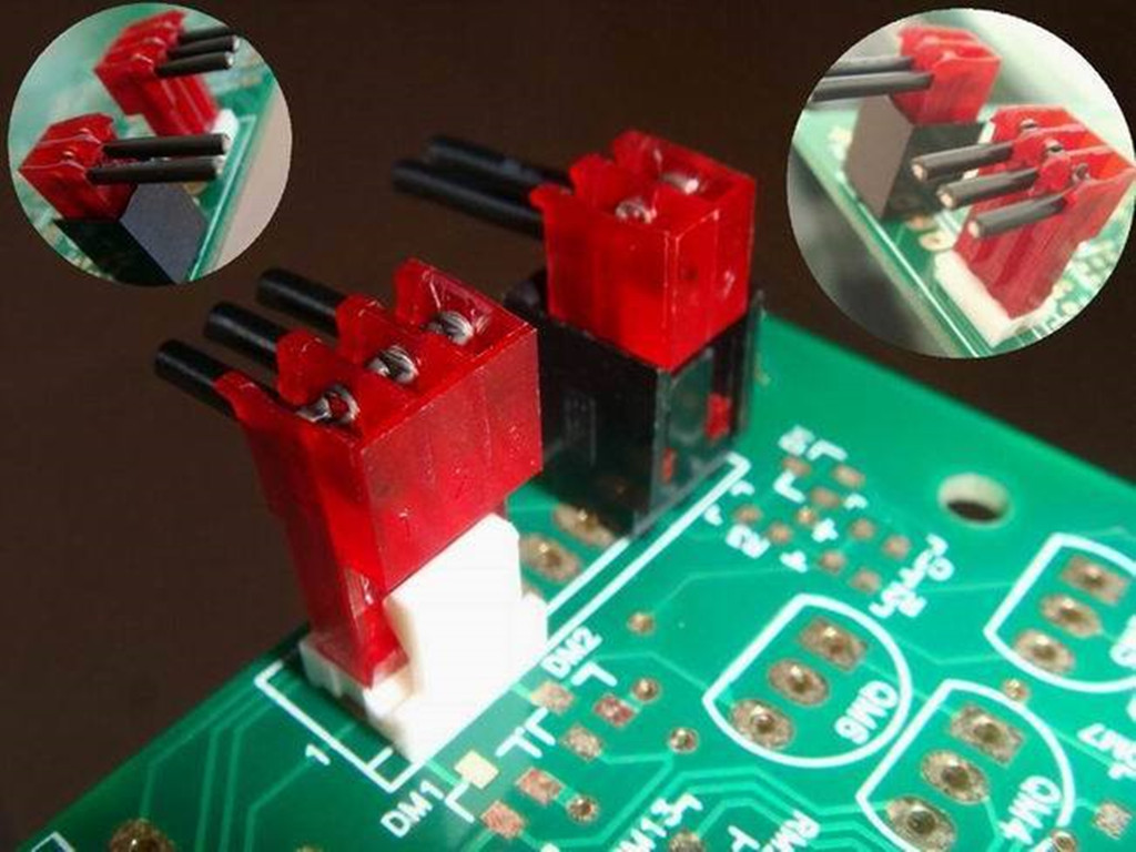 HRB IDC konektory – př&iacute;klad k&aacute;vovaru